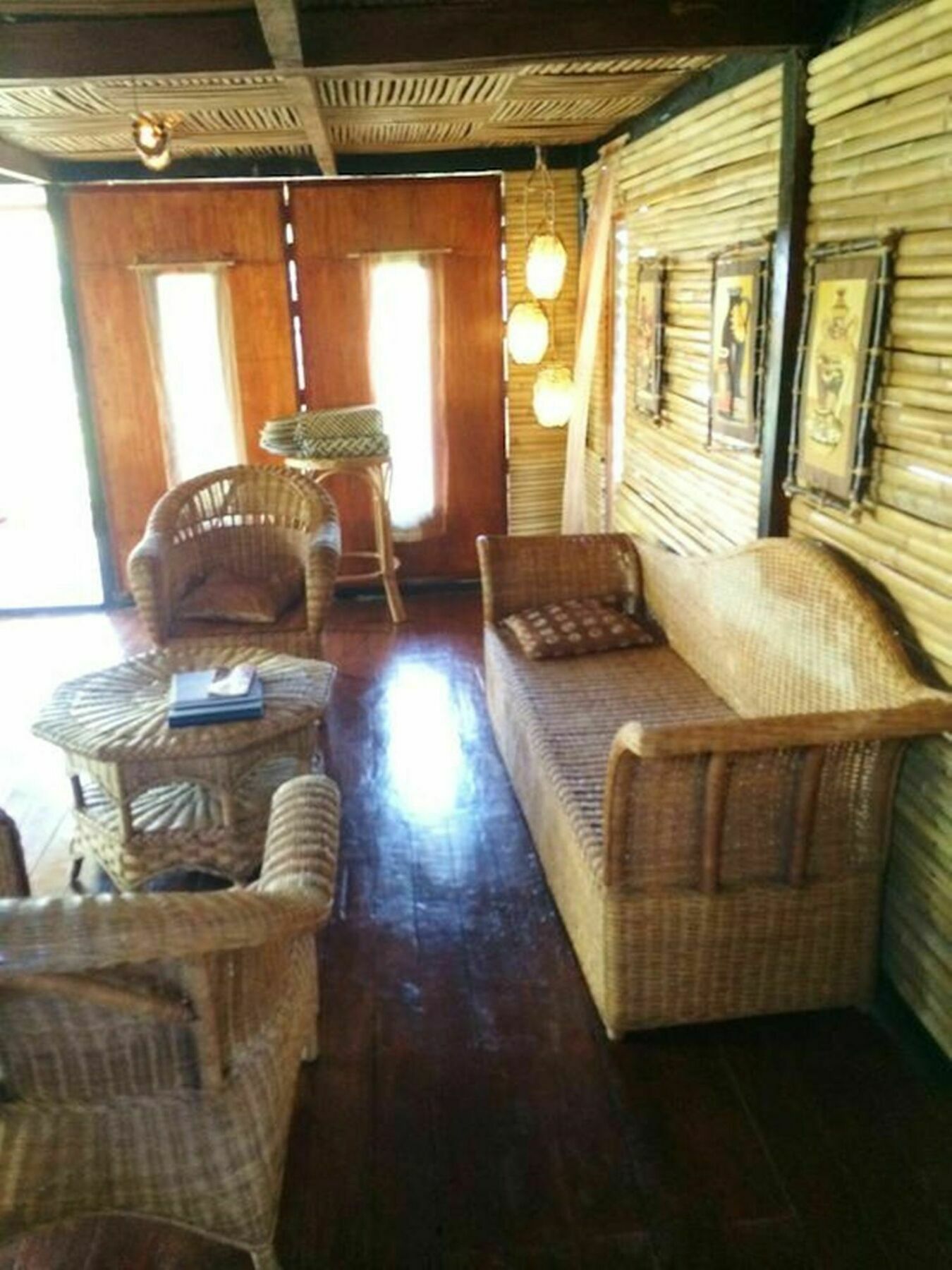 The Village House Puerto Princesa Exterior foto